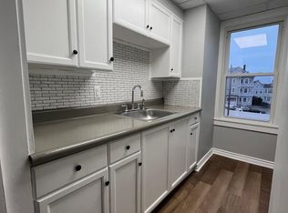 480 Bolton St #2, New Bedford, MA 02740