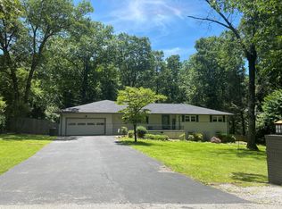 1104 Signal Rd, Signal Mountain, TN 37377