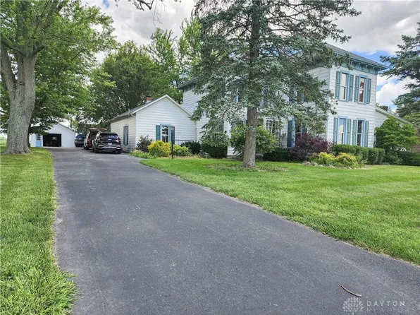7517 Lewisburg Rd, Lewisburg, OH 45338