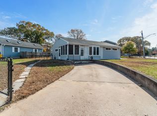 7 Brookview Ave, Pasadena, MD 21122