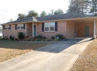 104 Crestview Rd, Easley, SC 29642