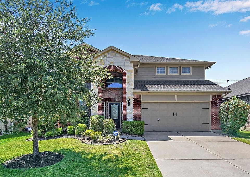 1st image of 2416 Santiago Ln