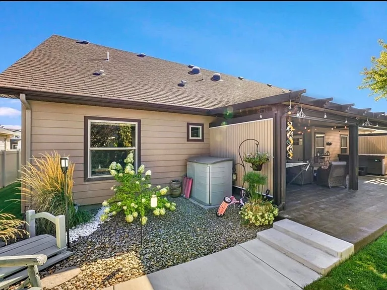 2043 Prospector Way — Photo 17