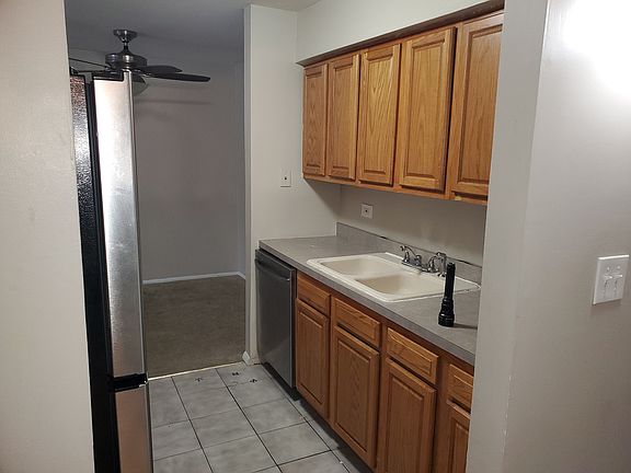 4th image of 9B Kingery Quarter #106