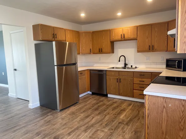 1714 Poplar St APT D, Helena, MT 59601