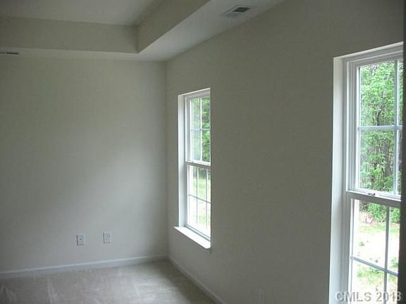2nd image of 31 Valerie Dr