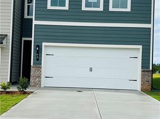 40 Lumpkin Ln, Dawsonville, GA 30534