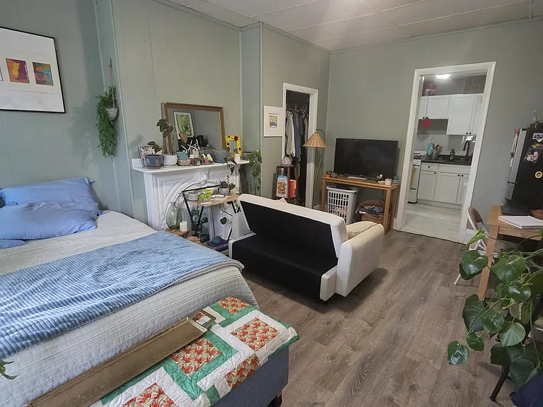 50 Highland Ave #1 — Photo 4