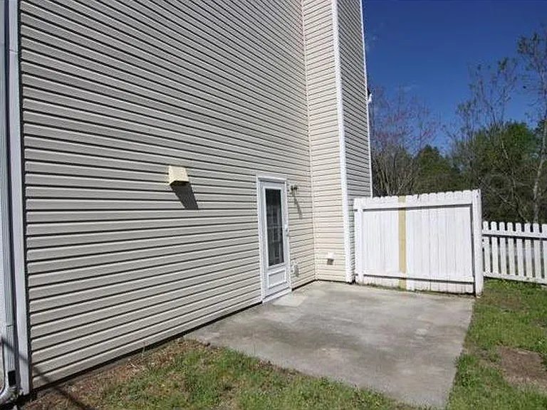 5990 Hickory Springs Dr — Photo 14