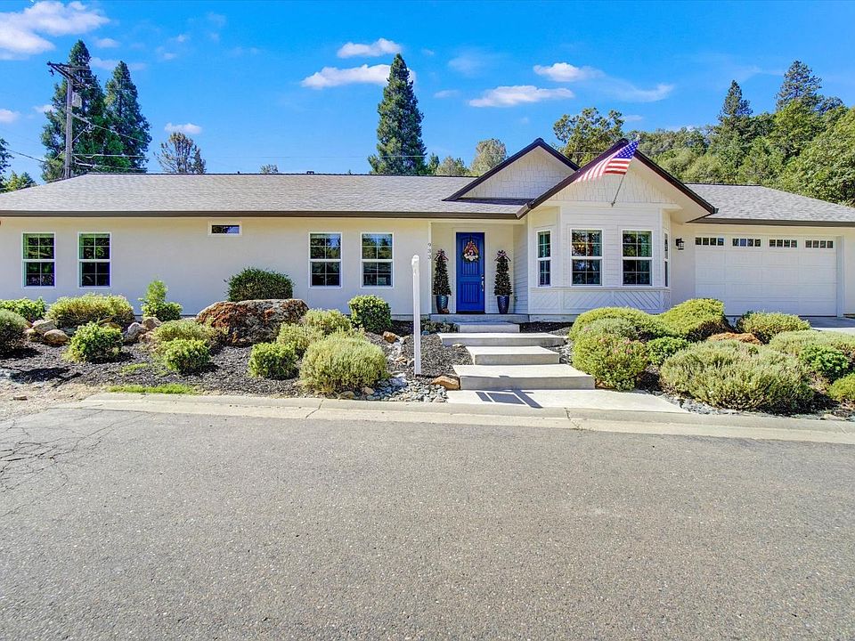 1st image of 933 Monica Way