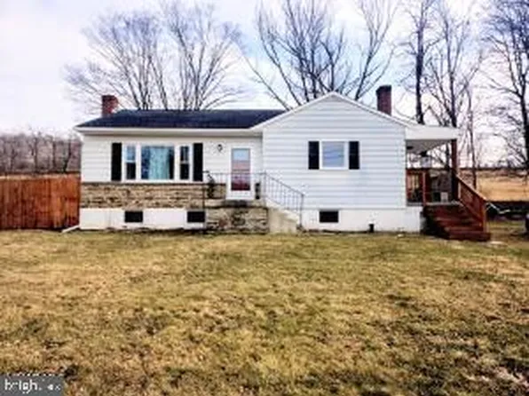 10314 Hyndman Rd, Manns Choice, PA 15550
