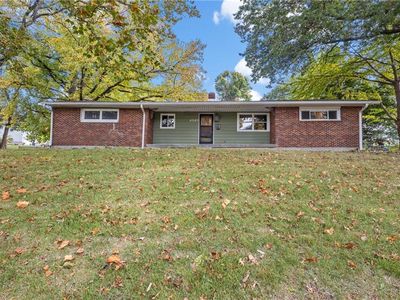 4949 N Highland Ave, Kansas City, MO, 64118