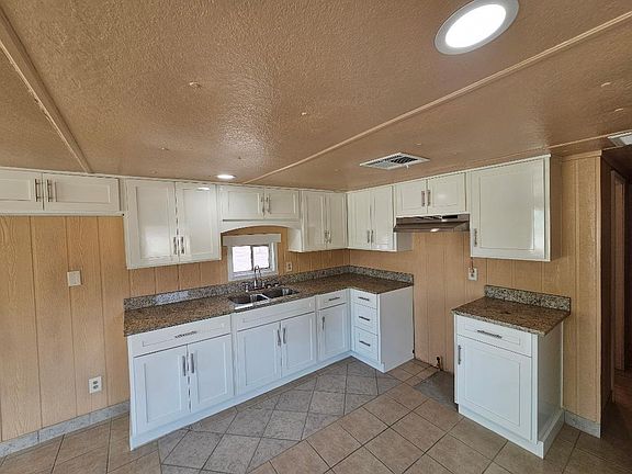 2nd image of 10900 Staci Dr #B