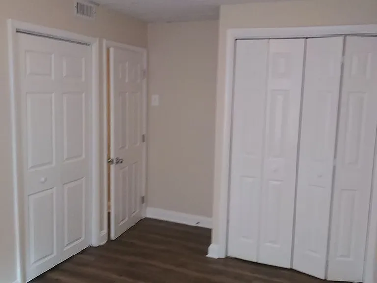 Harborview Apartments — Photo 34
