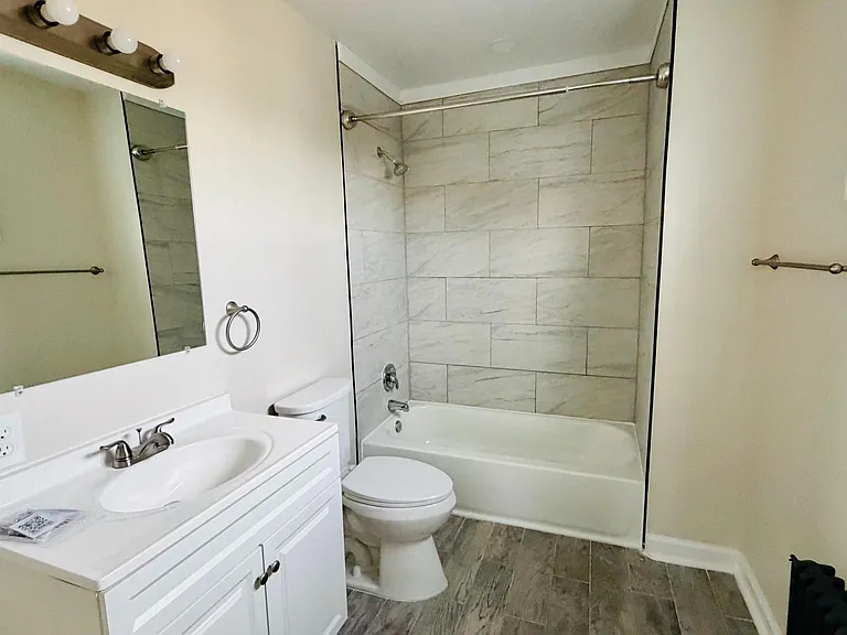 515 Broadway St — Photo 5