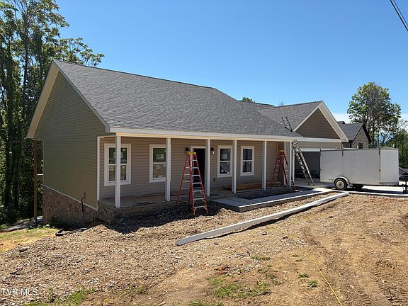 2nd image of 161 Paynetown Rd