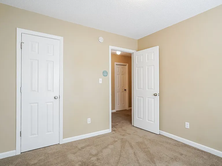 2517 Dandridge Dr — Photo 13