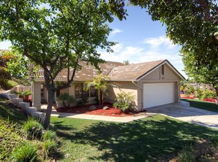 333 Apollo Dr, Vista, CA 92084