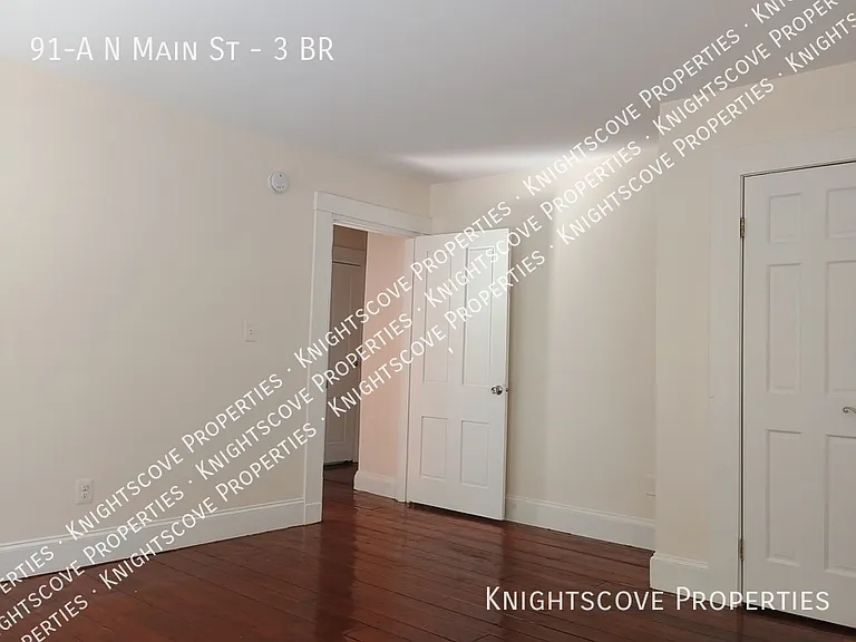 91A N Main St #3 BR — Photo 29