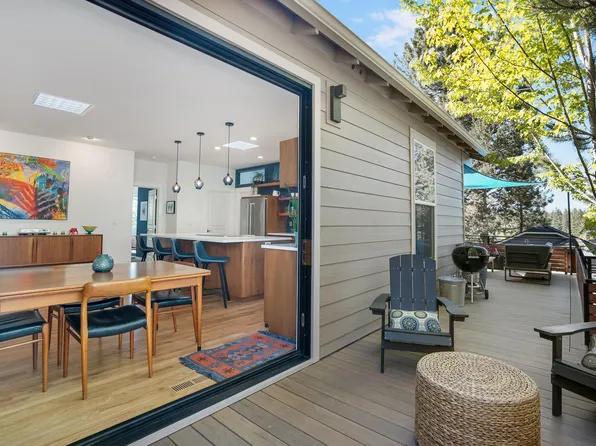 2237 NW Torrey Pines Dr, Bend, OR 97703