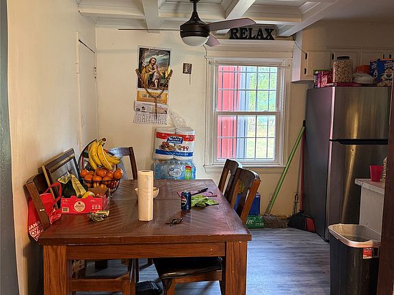 5th image of 1029 N Irvington Ave