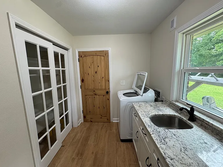 7866 Apollo Dr — Photo 14