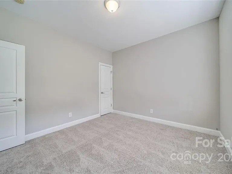 5814 Bradford Lake Ln — Photo 14