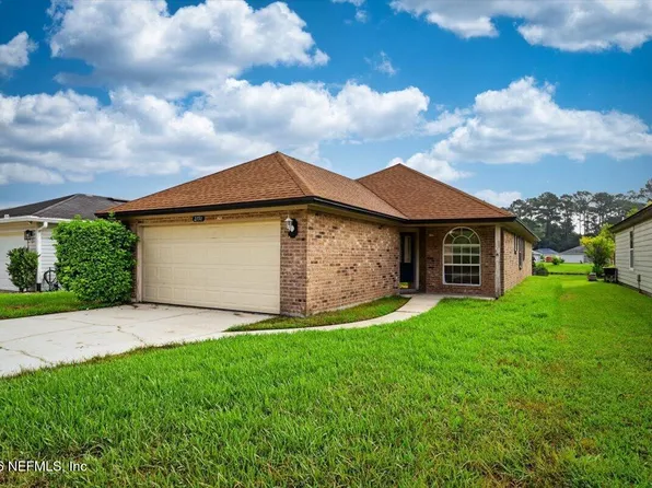 2791 Lantana Lakes Dr W, Jacksonville, FL 32246