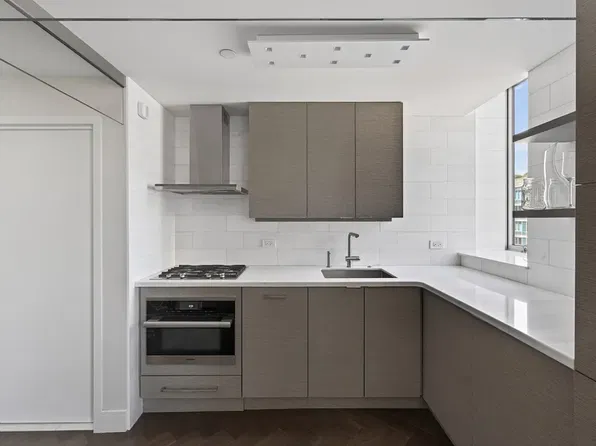 520 West 23rd Street #14D, photo 4