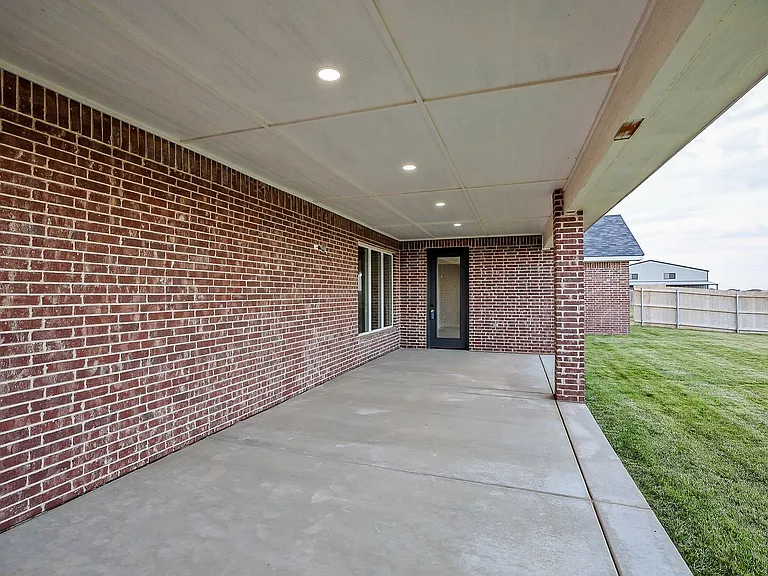 3251 Tulsa Dr — Photo 29