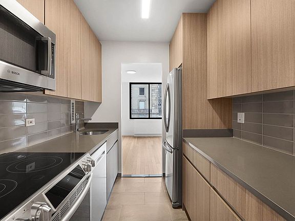 5th image of 800 5th Ave APT 10G