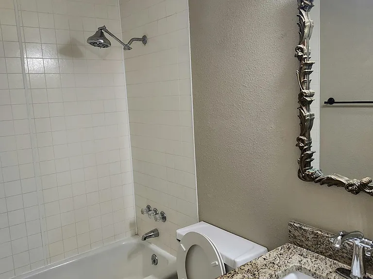 703 S Foster St — Photo 9