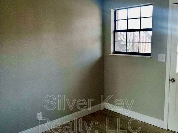 2nd image of 408 & 410 Oklahoma St #6