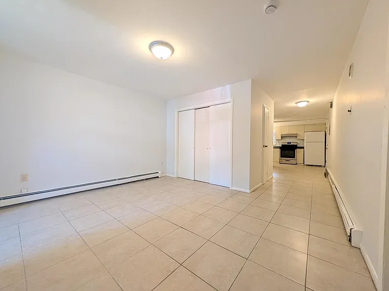 69 Beacon Ave #1 — Photo 3