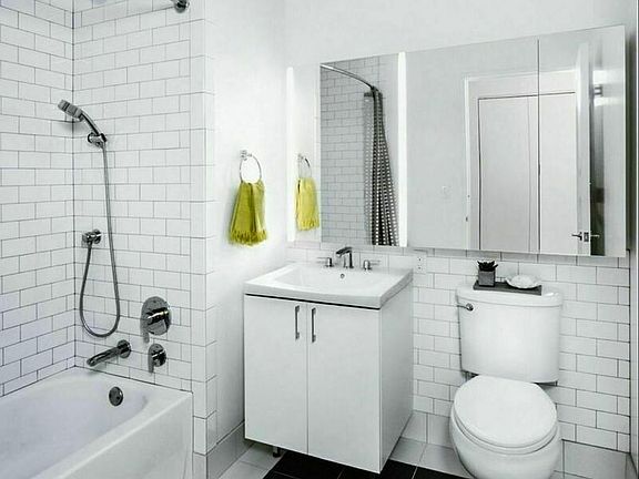 5th image of 70 Pine St APT 4407
