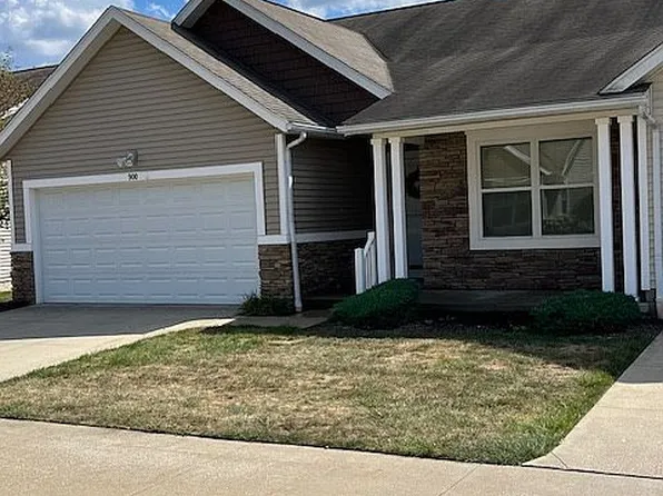 900 Bristol Dr, Akron, OH 44312