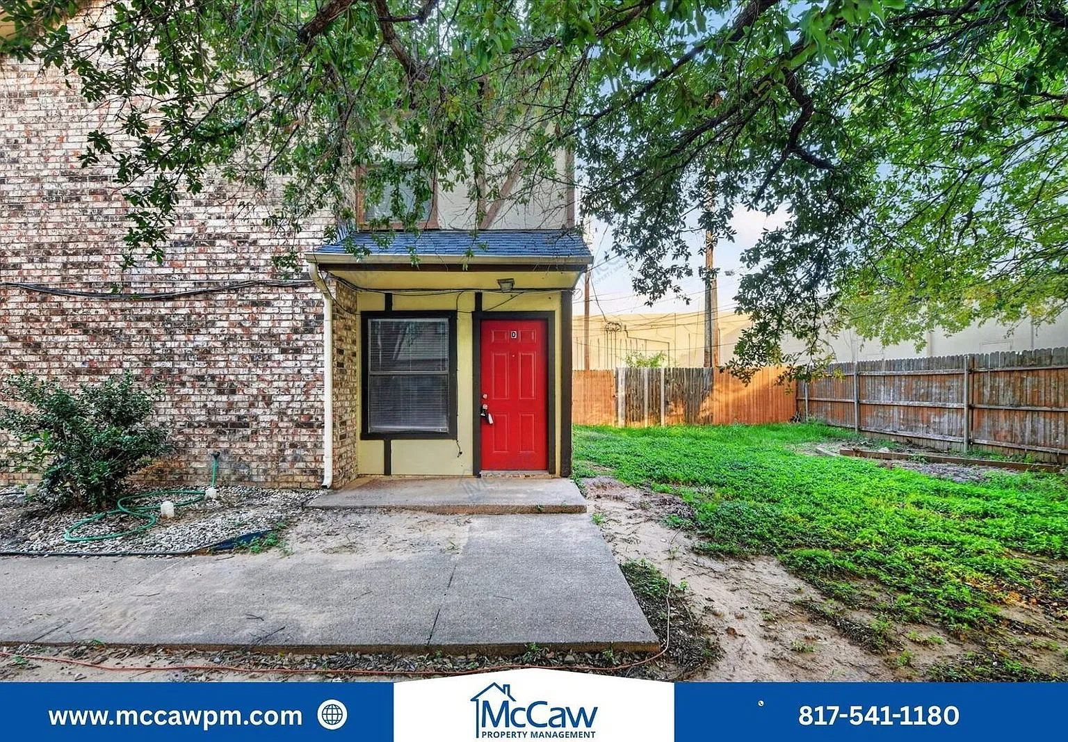 2 bed, 1.5 bath, $1,400 — Photo 1