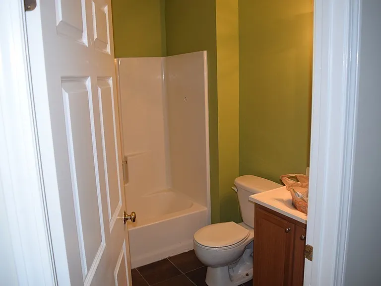 255 Boston Ave #4 — Photo 14