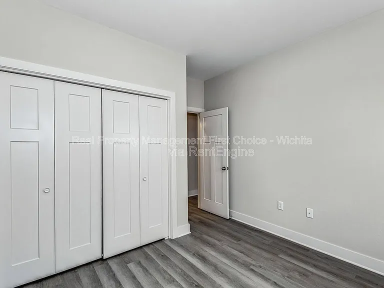 3413 W 45th St S — Photo 16