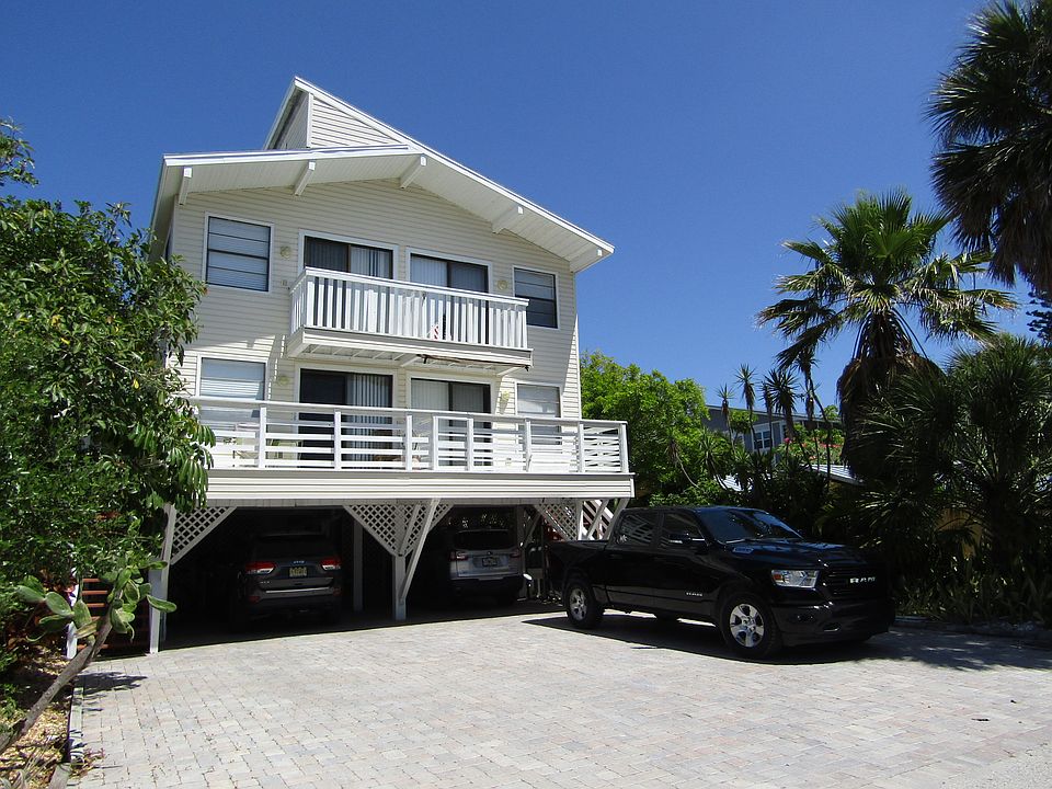 1st image of 60 Beachcomber Ln