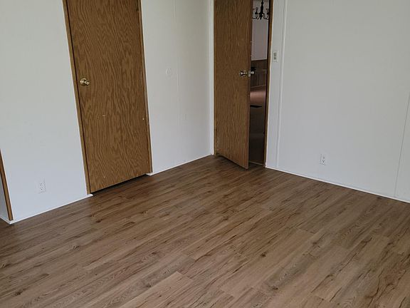 4th image of 9432 Costine Meadows Dr
