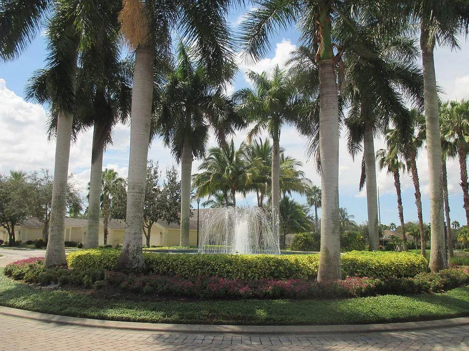 Building Photo - 8688 Ibis Cove Cir