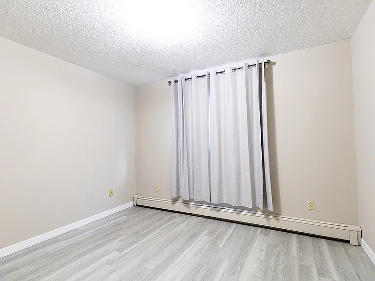 3023 Blakiston Dr NW — Photo 15