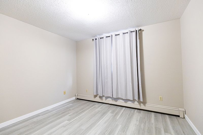 Calgary Apartment for rent - 1 Bedroom — photo 12
