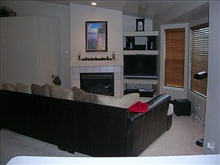 2nd image of 517 Eastgate Dr