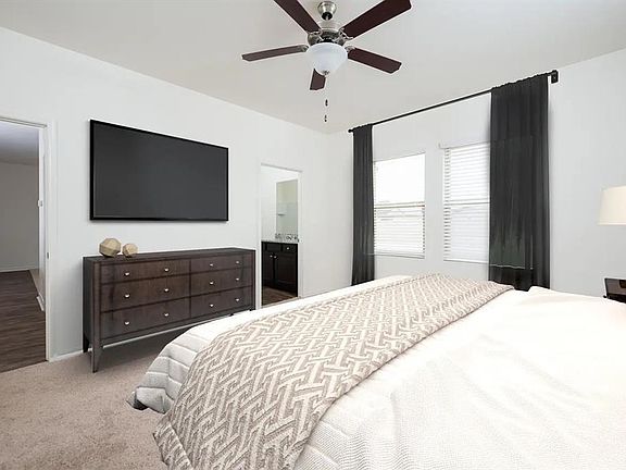 5th image of 3219 Diamond View Ln