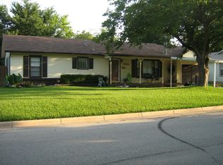 5228 Mallory Dr, Haltom City, TX 76117