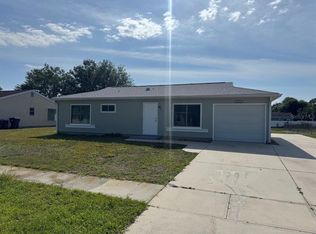 2422 Roxbury Cir, North Port, FL 34287