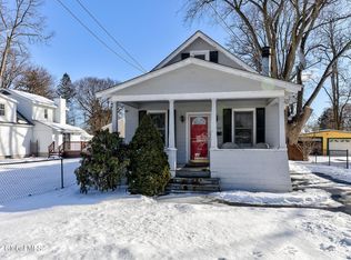 2517 2nd Ave, Schenectady, NY 12303
