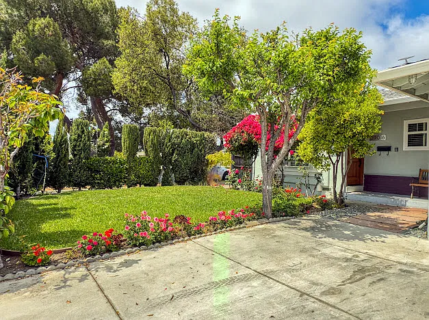 39016 Logan Dr — Photo 3